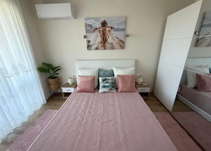 Апартаменти Sozopol Residence * Sozopol